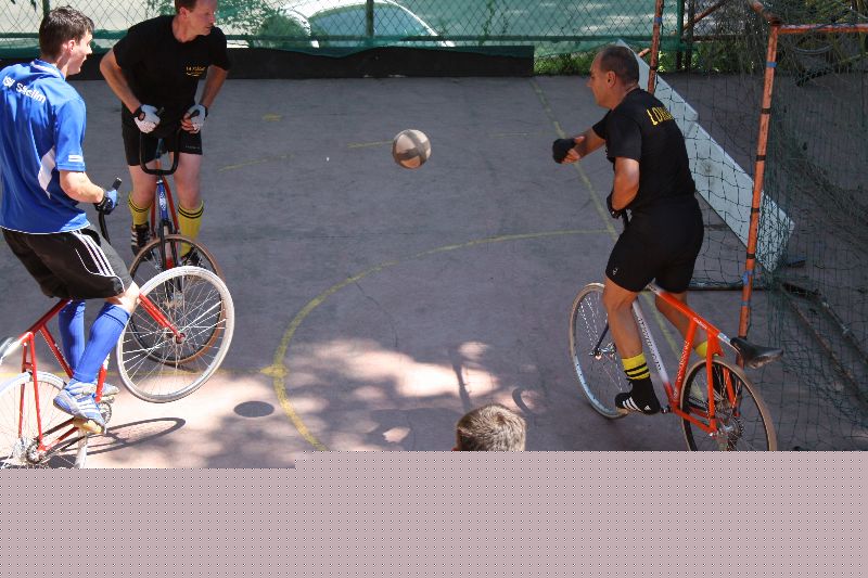 gal/Saison 2011/Cycle_Balle_Rombas_25_26_juin_2011/cycle_balle_2011___rombas_004.jpg